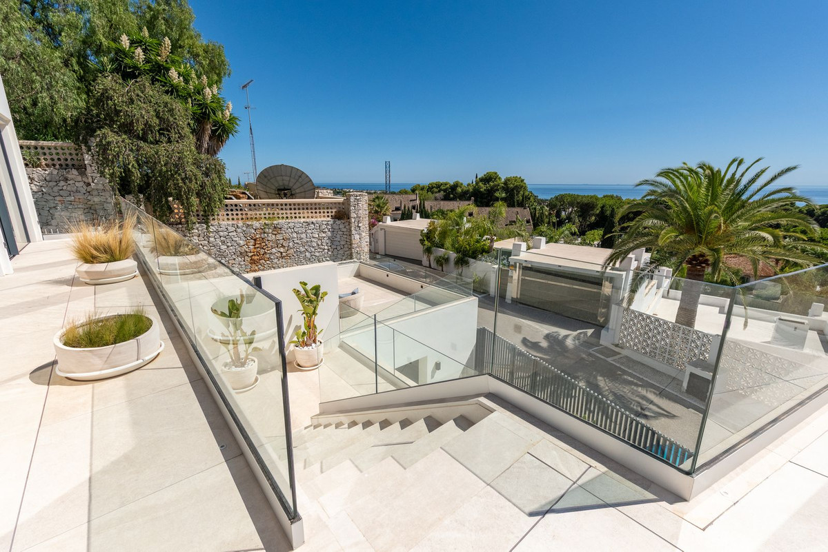 4 Bed Townhouse for sale in Marbella Costa Del Sol, Málaga, Spain