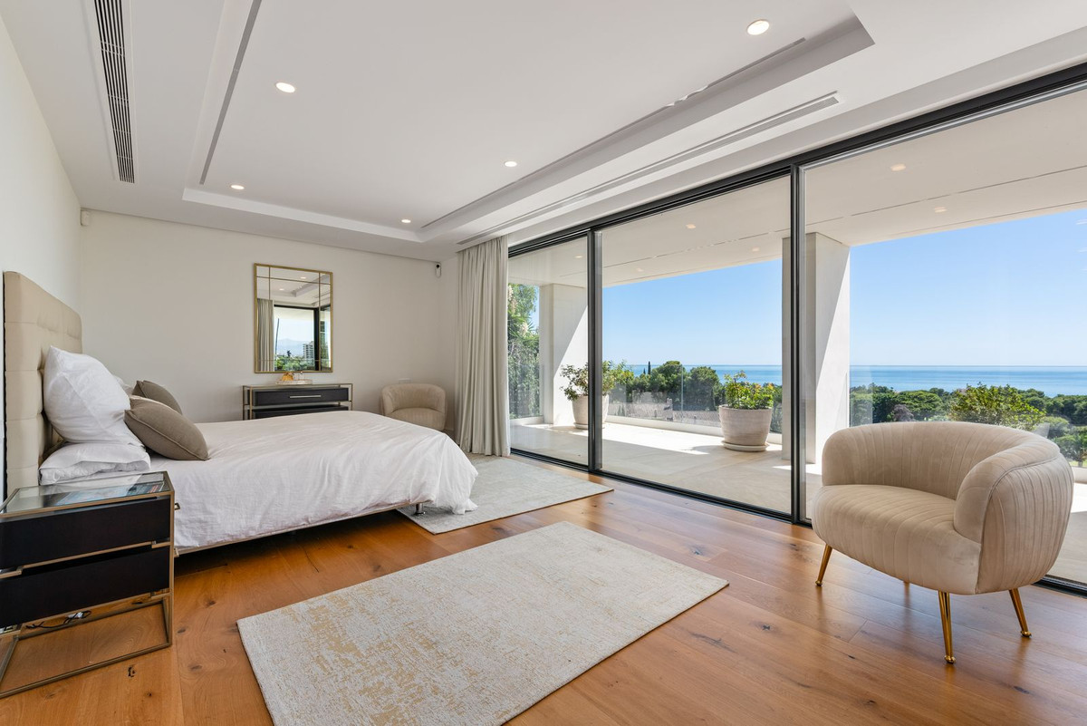 4 Bed Townhouse for sale in Marbella Costa Del Sol, Málaga, Spain
