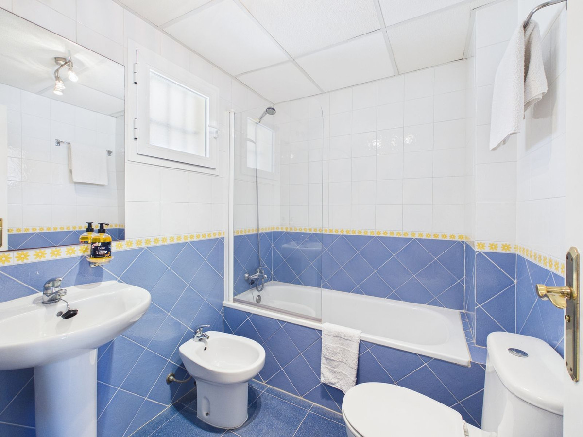 Se vende Adosada de 4 dormitorios en Costa Del Sol, Málaga, España