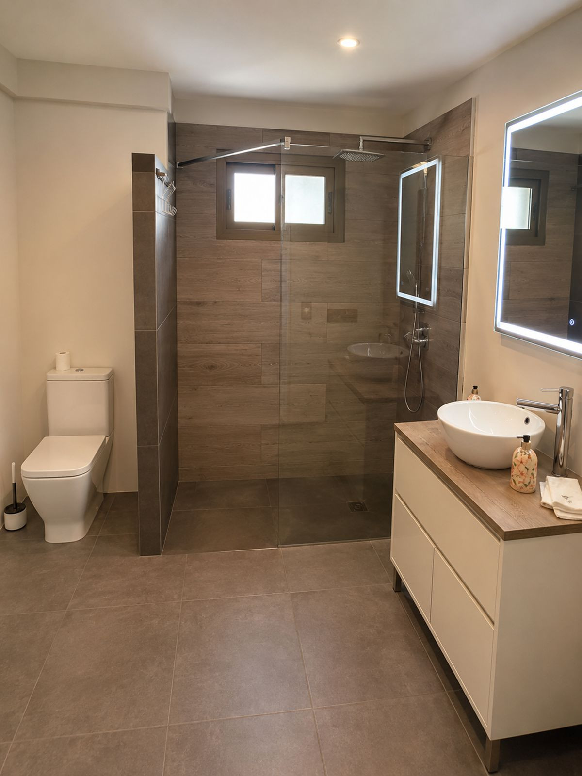 1 Bed Apartment for sale in Atalaya Costa Del Sol, Málaga, Spain