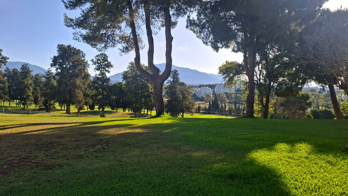 1 Bed Apartment for sale in Atalaya Costa Del Sol, Málaga, Spain