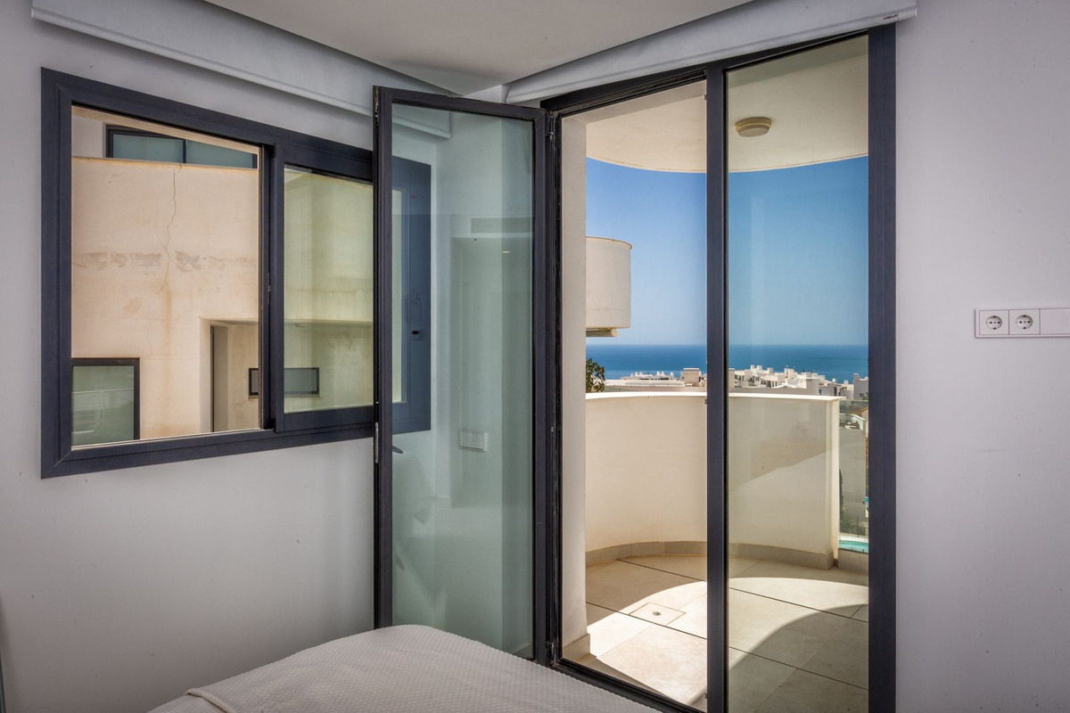 3 Bed Apartment for sale in Higueron Costa Del Sol, Málaga, Spain