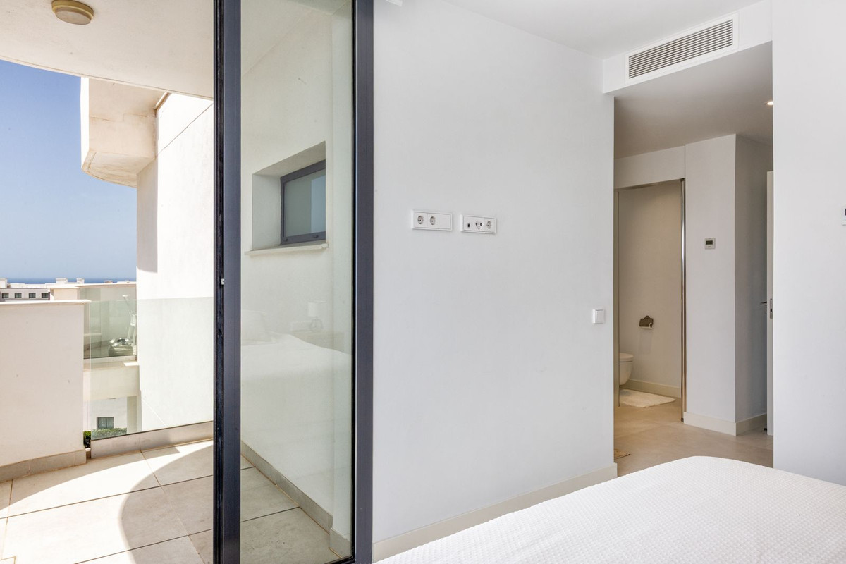 3 Bed Apartment for sale in Higueron Costa Del Sol, Málaga, Spain