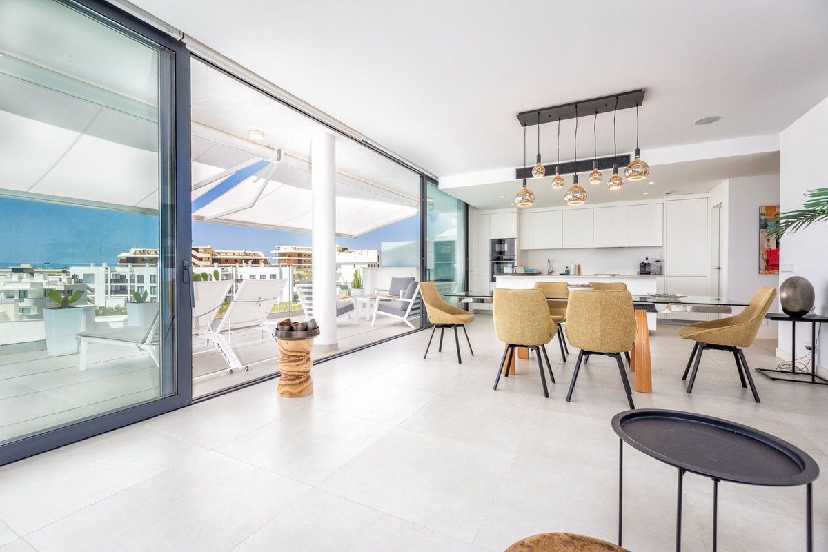 3 Bed Apartment for sale in Higueron Costa Del Sol, Málaga, Spain
