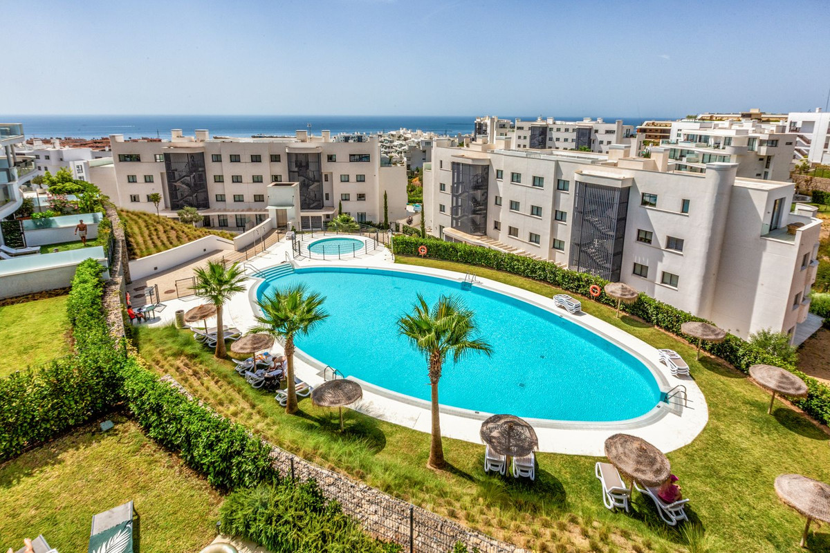 3 Bed Apartment for sale in Higueron Costa Del Sol, Málaga, Spain