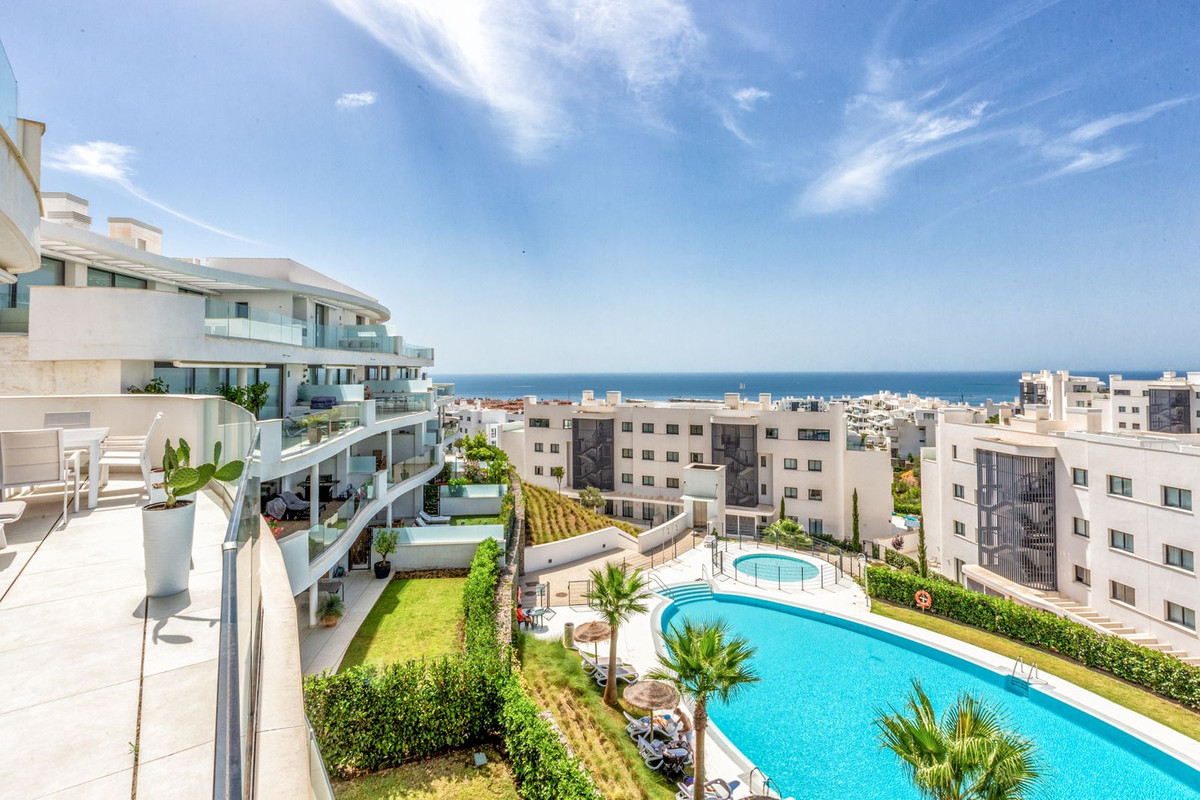 3 Bed Apartment for sale in Higueron Costa Del Sol, Málaga, Spain