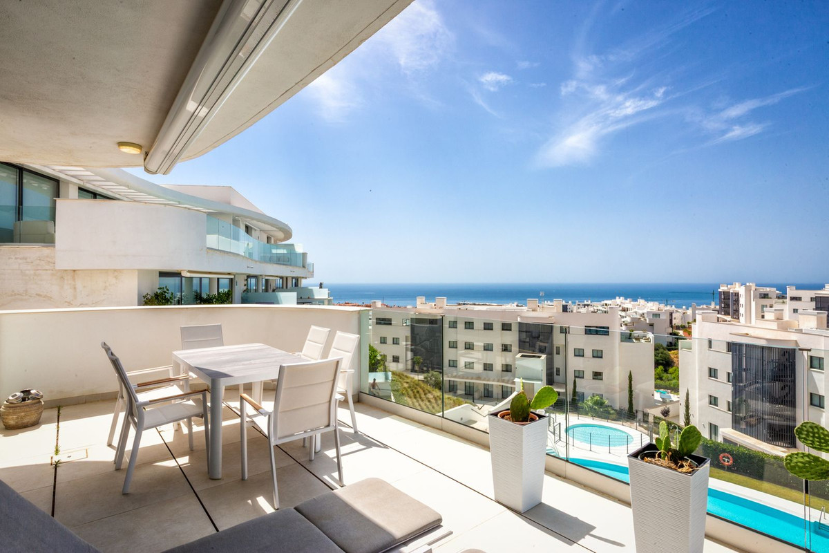 3 Bed Apartment for sale in Higueron Costa Del Sol, Málaga, Spain