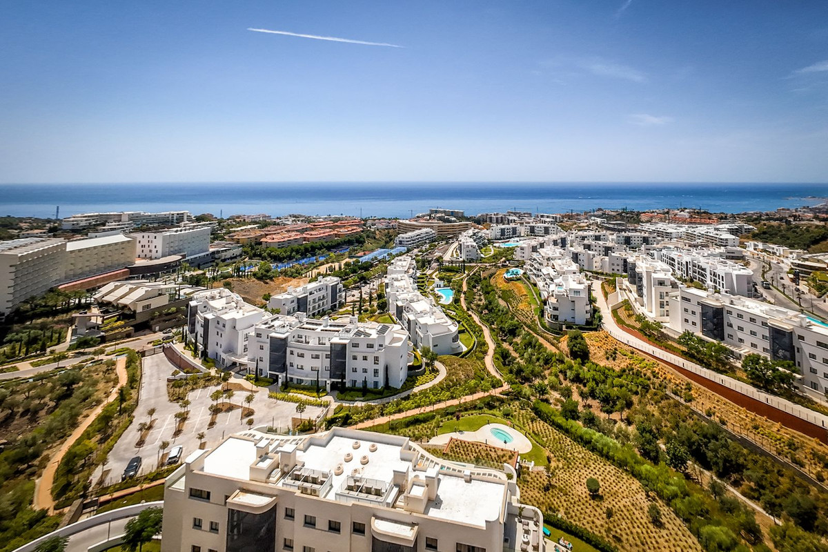 3 Bed Apartment for sale in Higueron Costa Del Sol, Málaga, Spain