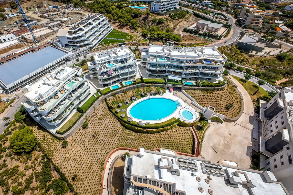 3 Bed Apartment for sale in Higueron Costa Del Sol, Málaga, Spain