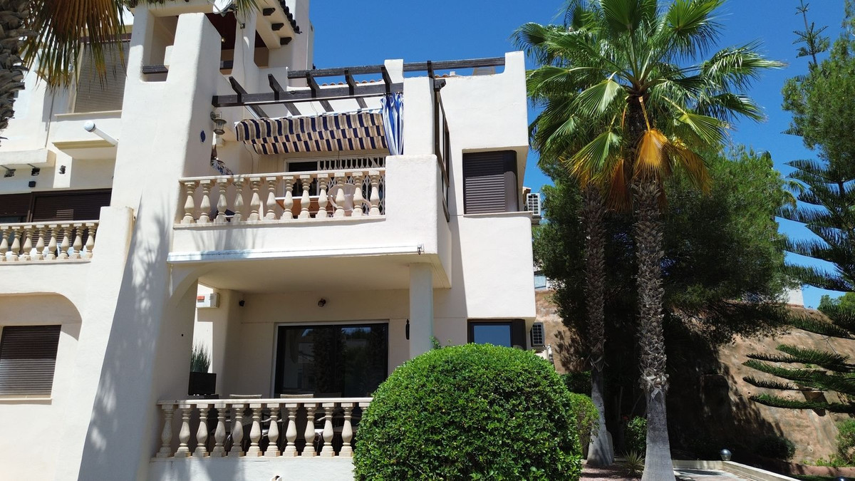 Se vende Apartamento Planta Baja de 2 dormitorios en Costa Blanca, Alicante, España