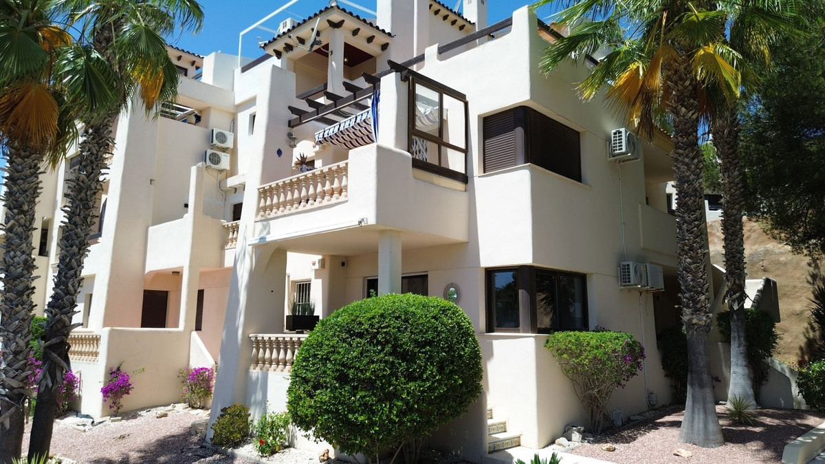 Se vende Apartamento Planta Baja de 2 dormitorios en Costa Blanca, Alicante, España