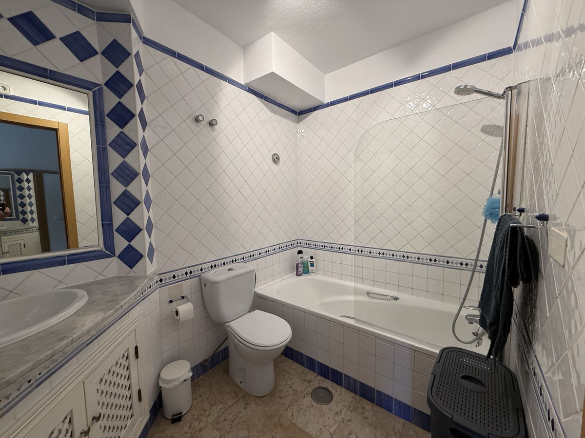Se vende Apartamento Planta Baja de 2 dormitorios en Costa Blanca, Alicante, España