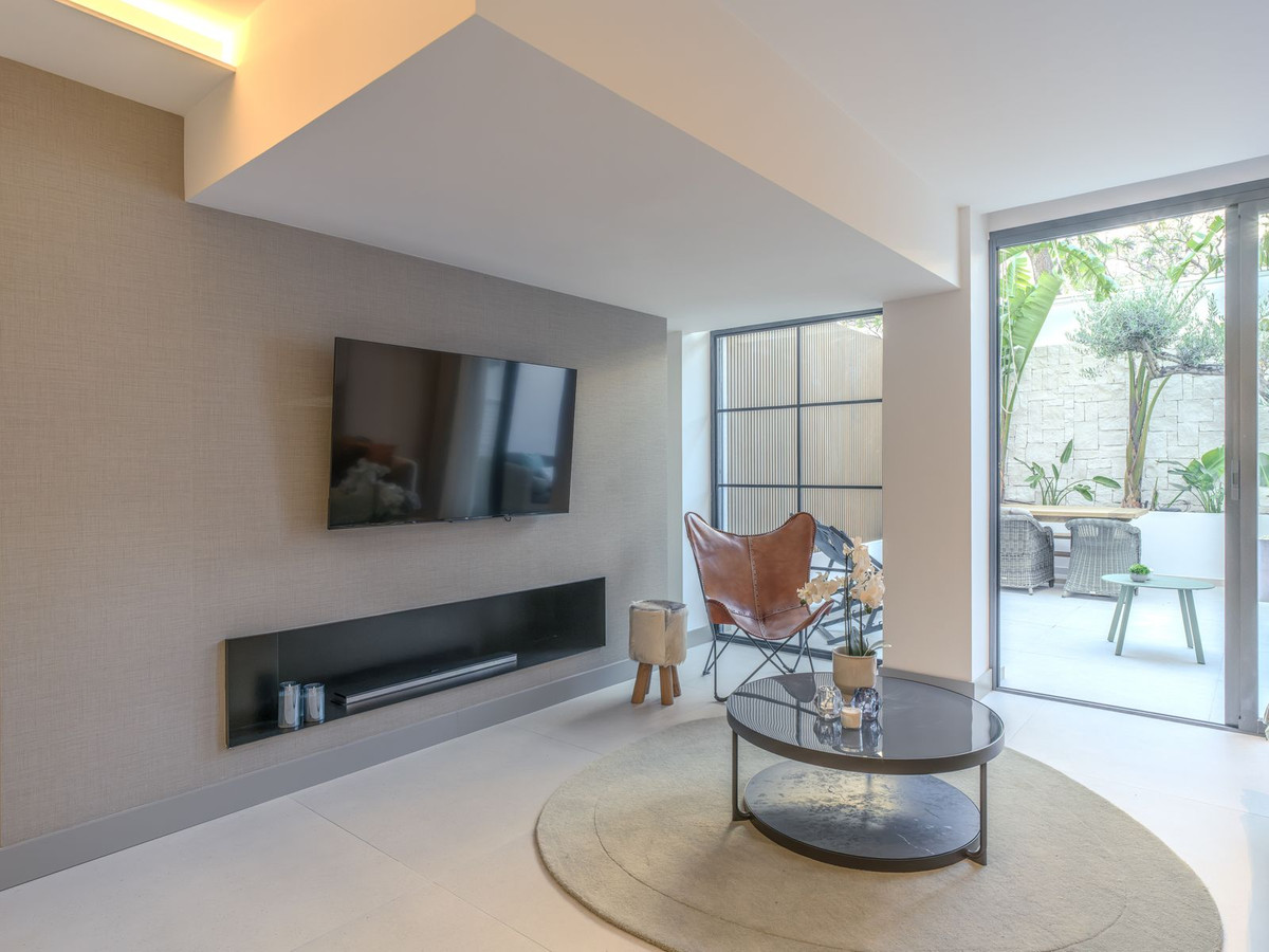 Se vende Apartamento Planta Baja de 2 dormitorios en Costa Del Sol, Málaga, España