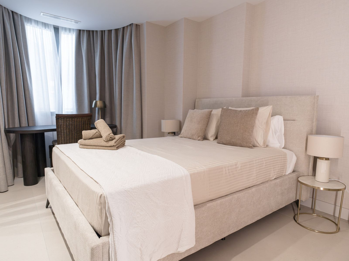 Se vende Apartamento Planta Baja de 2 dormitorios en Costa Del Sol, Málaga, España