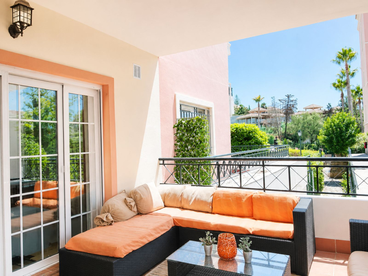 3 Bed Apartment for sale in Nueva Andalucía Costa Del Sol, Málaga, Spain