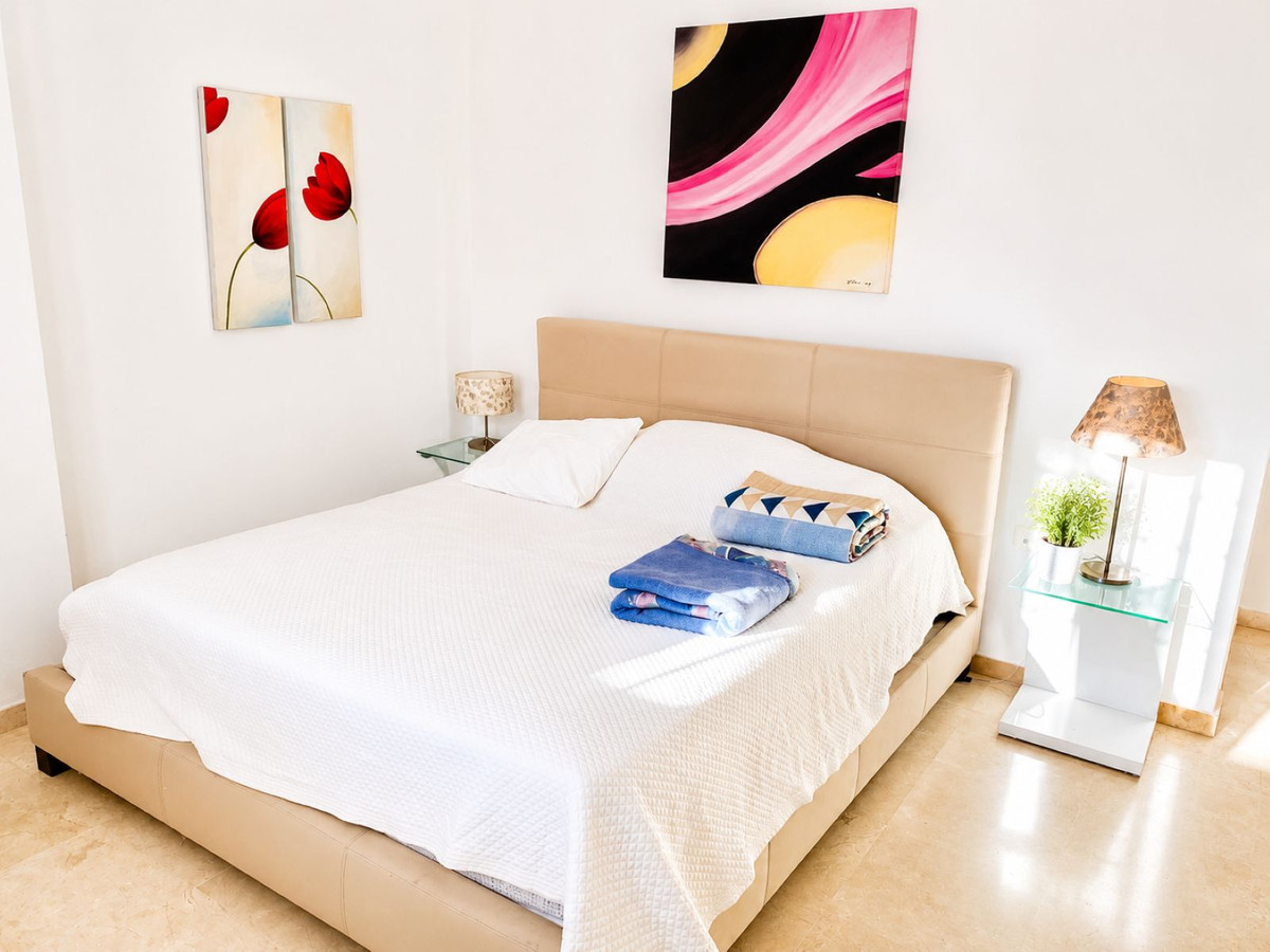 3 Bed Apartment for sale in Nueva Andalucía Costa Del Sol, Málaga, Spain