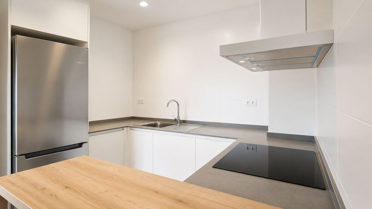 Se vende Apartamento Planta Media de 3 dormitorios en Costa Del Sol, Málaga, España