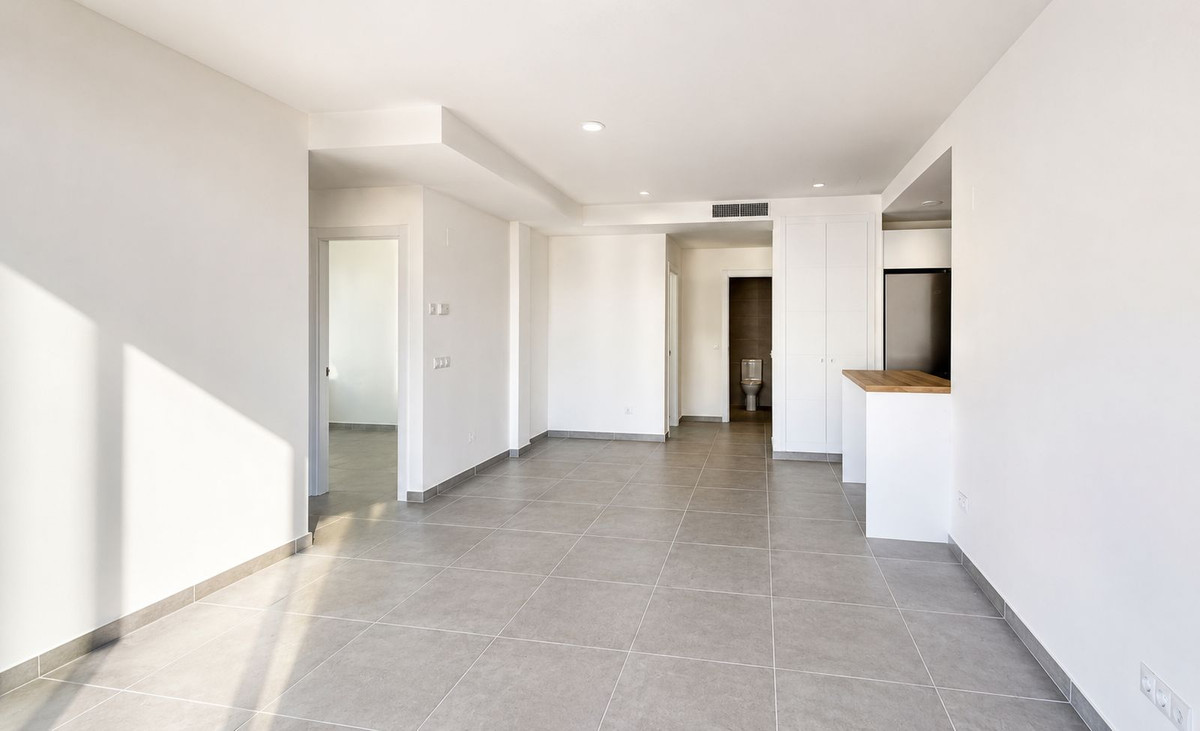 Se vende Apartamento Planta Media de 3 dormitorios en Costa Del Sol, Málaga, España