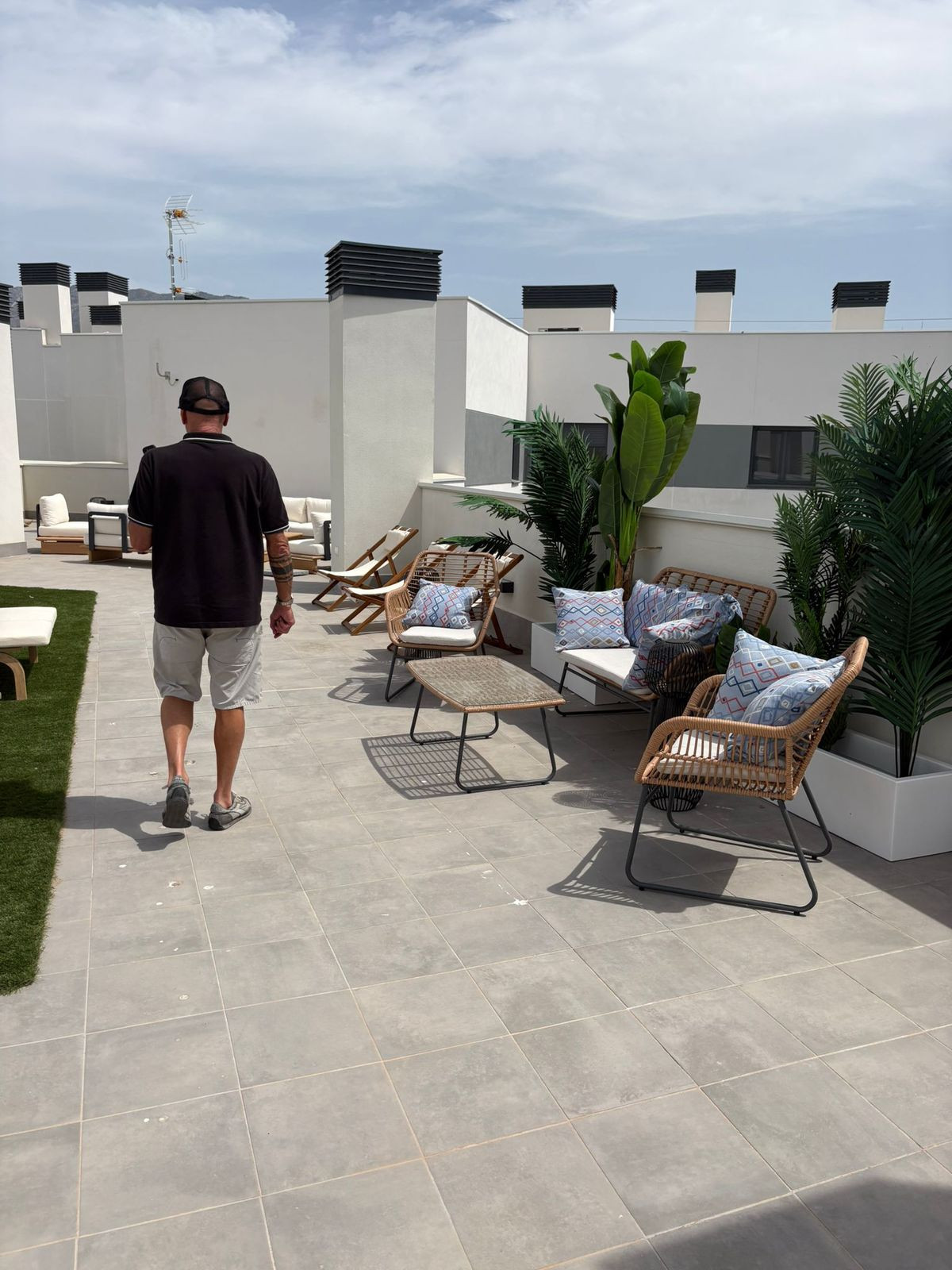 2 Bed Apartment for sale in Las Lagunas Costa Del Sol, Málaga, Spain
