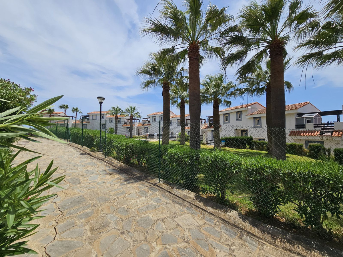 2 Bed Apartment for sale in Manilva Costa Del Sol, Málaga, Spain