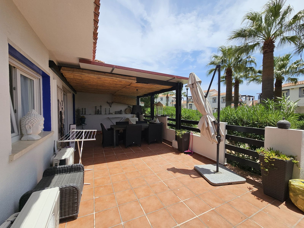 2 Bed Apartment for sale in Manilva Costa Del Sol, Málaga, Spain