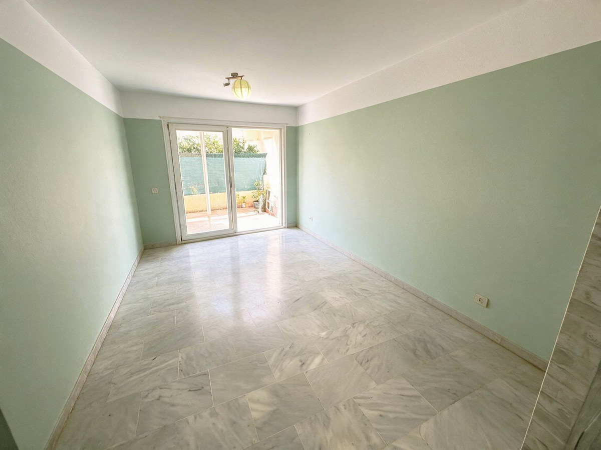 2 Bed Apartment for sale in Las Lagunas Costa Del Sol, Málaga, Spain