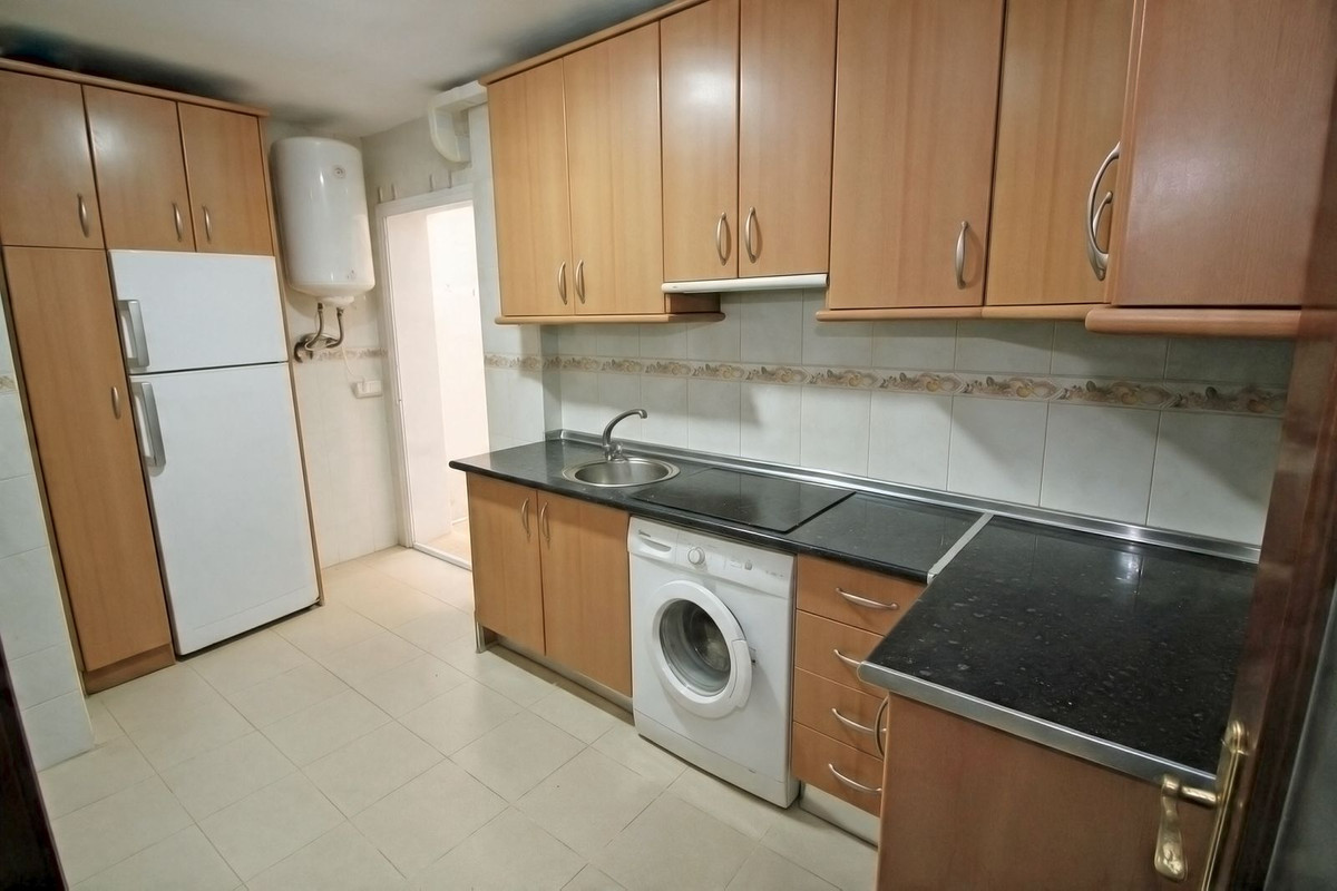 2 Bed Apartment for sale in Las Lagunas Costa Del Sol, Málaga, Spain