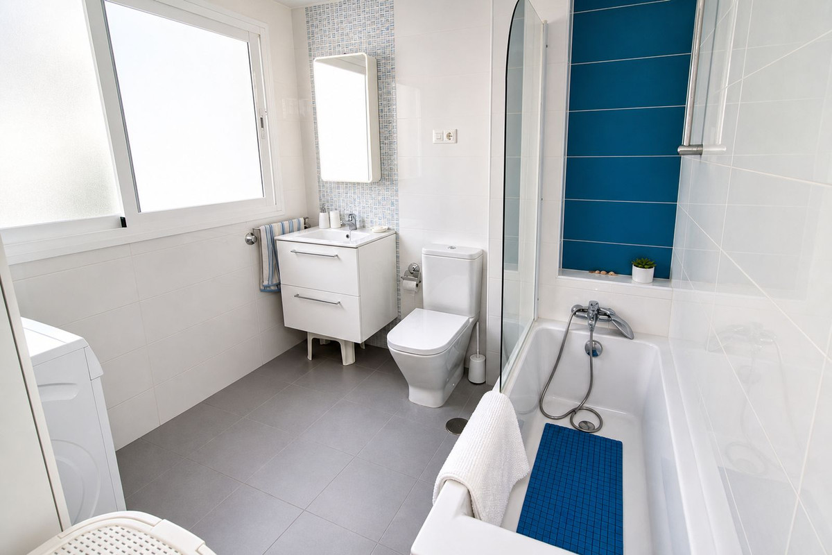 Se vende Ático Dúplex de 3 dormitorios en Costa Del Sol, Málaga, España