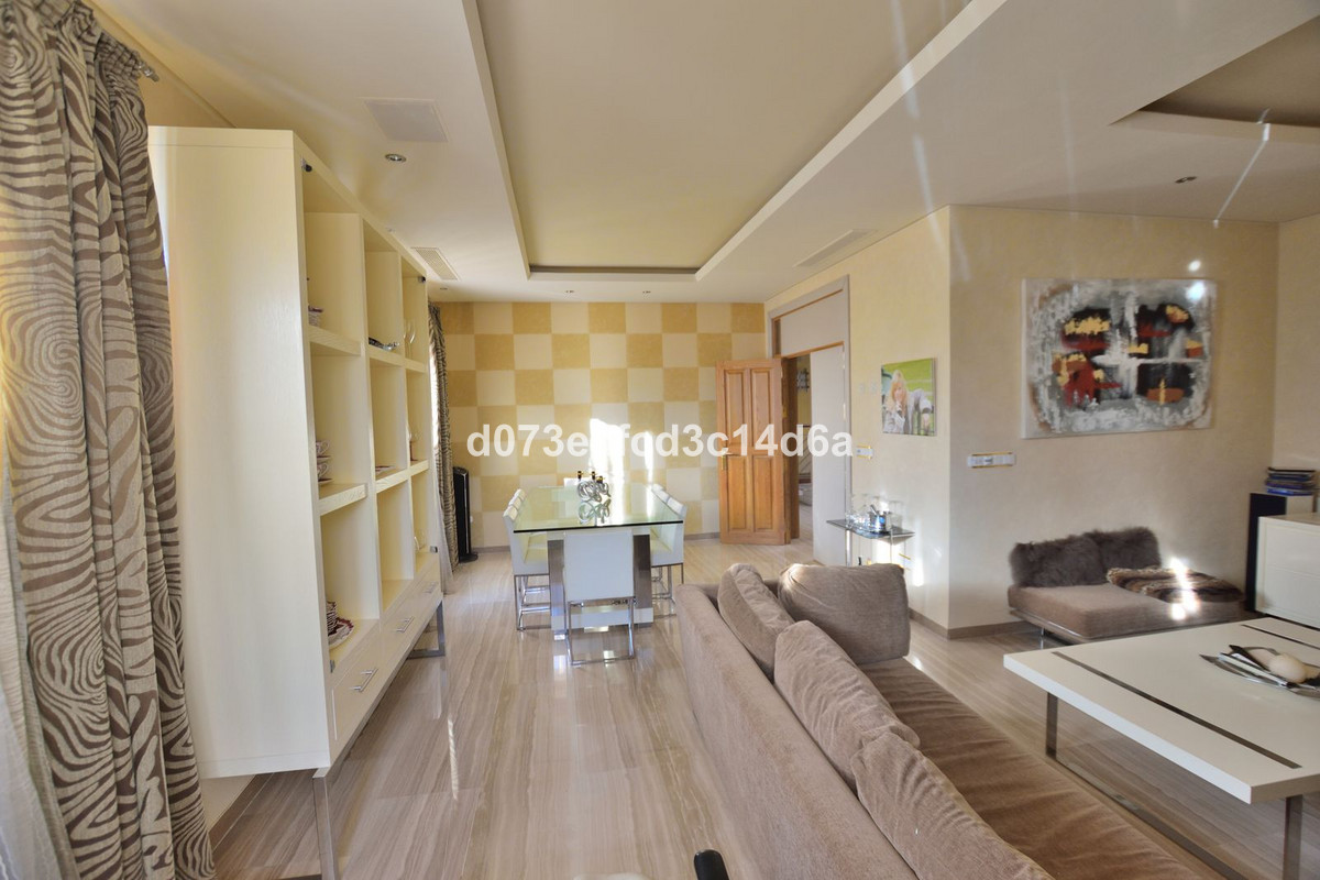 4 Bed Townhouse for sale in Ronda Costa Del Sol, Málaga, Spain