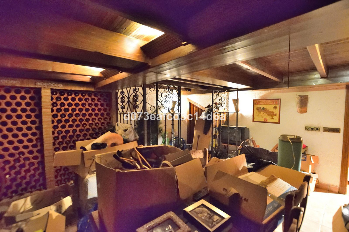 4 Bed Townhouse for sale in Ronda Costa Del Sol, Málaga, Spain