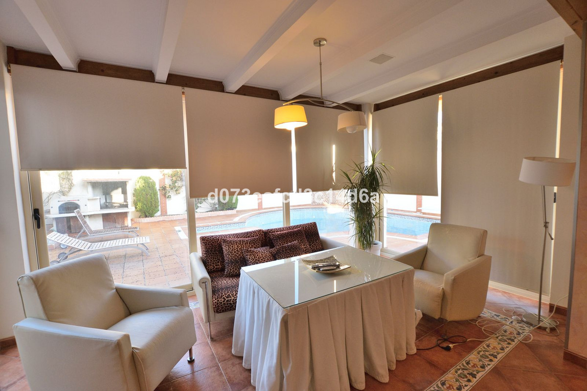 4 Bed Townhouse for sale in Ronda Costa Del Sol, Málaga, Spain