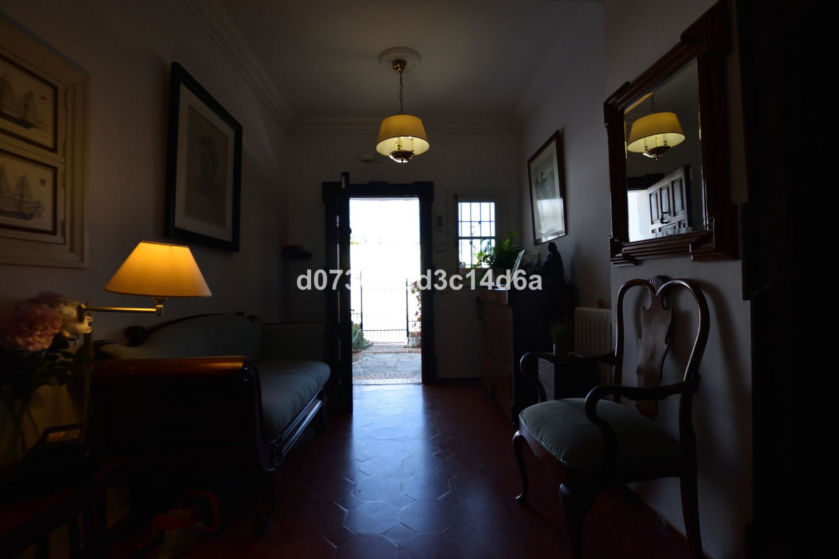 4 Bed Townhouse for sale in Ronda Costa Del Sol, Málaga, Spain