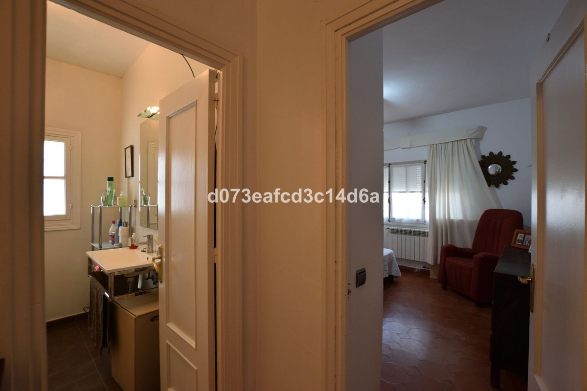 4 Bed Townhouse for sale in Ronda Costa Del Sol, Málaga, Spain