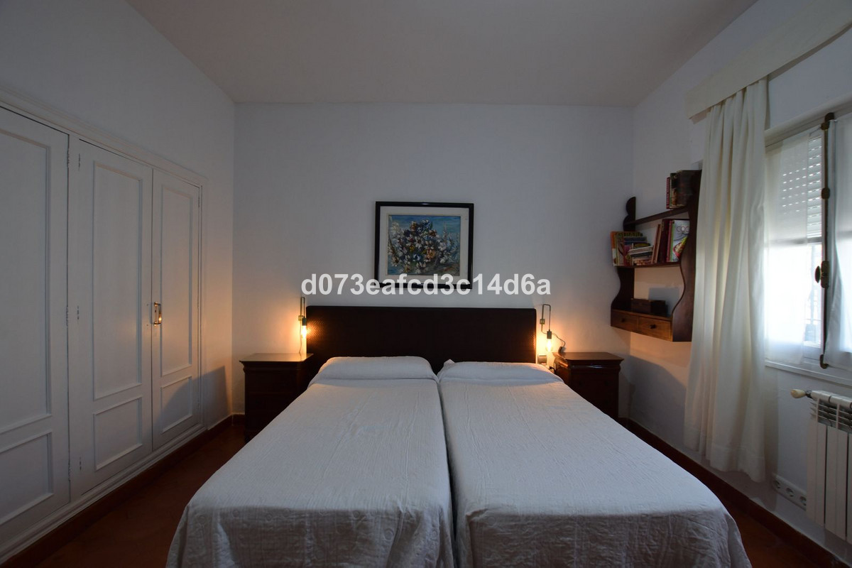 4 Bed Townhouse for sale in Ronda Costa Del Sol, Málaga, Spain