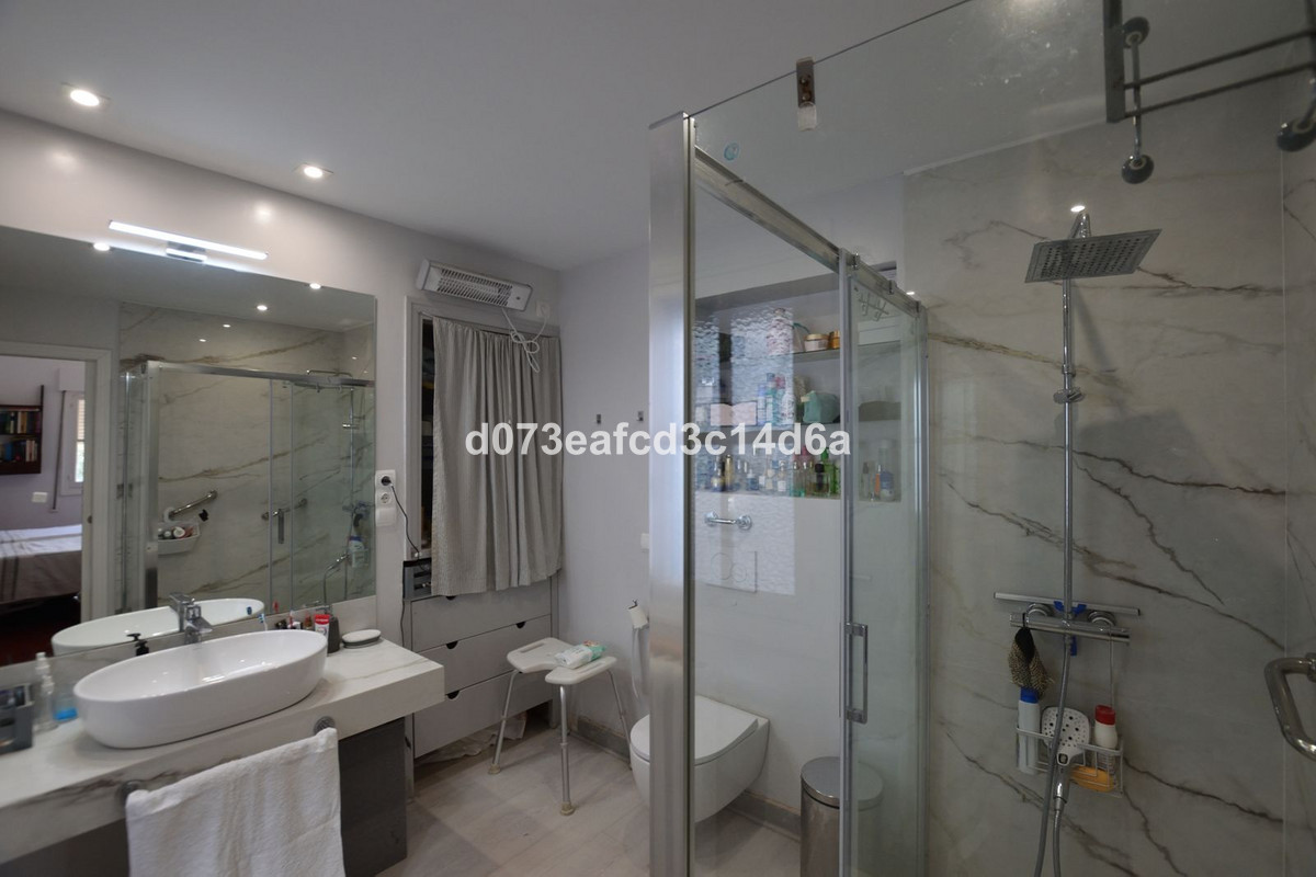 4 Bed Townhouse for sale in Ronda Costa Del Sol, Málaga, Spain
