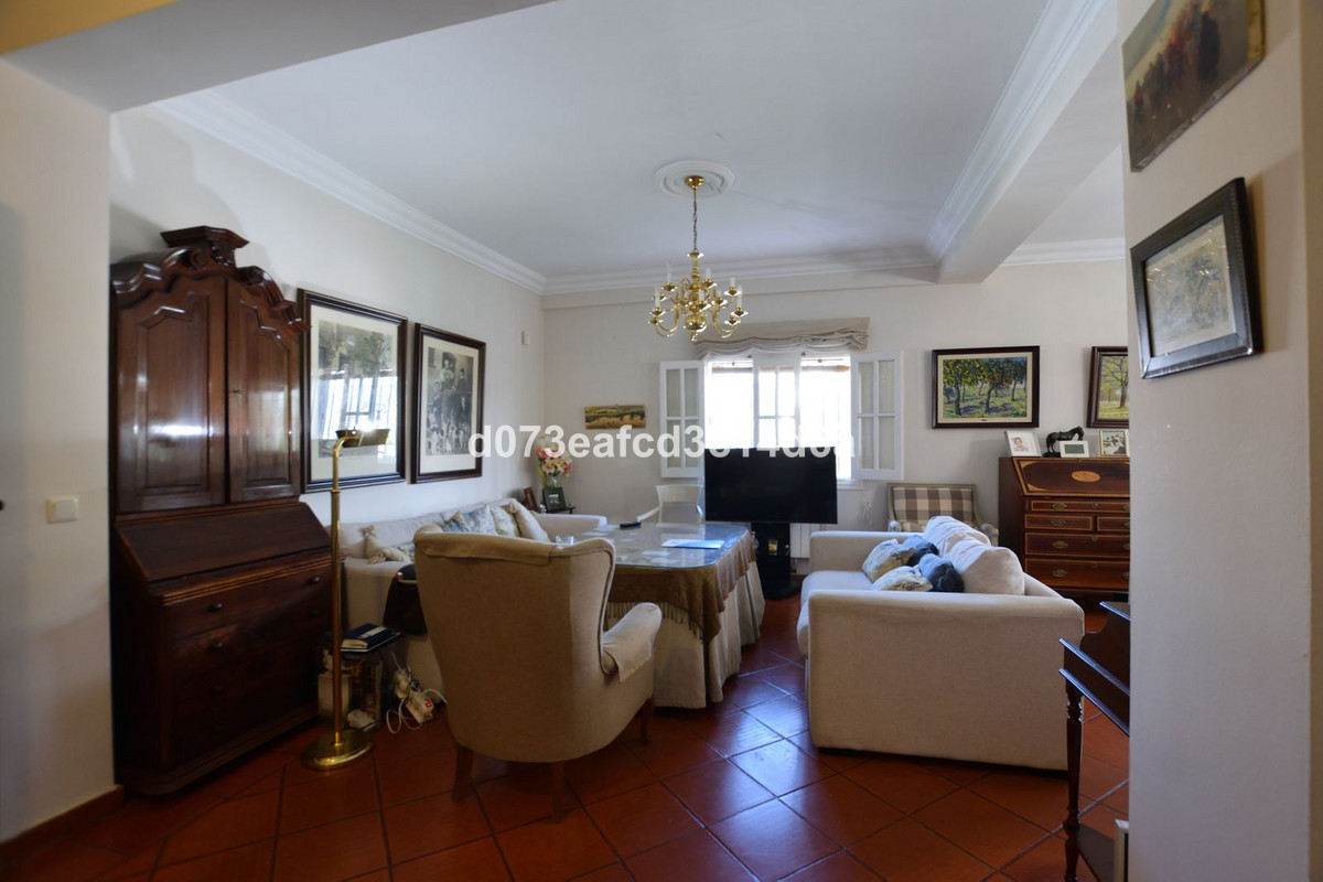 4 Bed Townhouse for sale in Ronda Costa Del Sol, Málaga, Spain