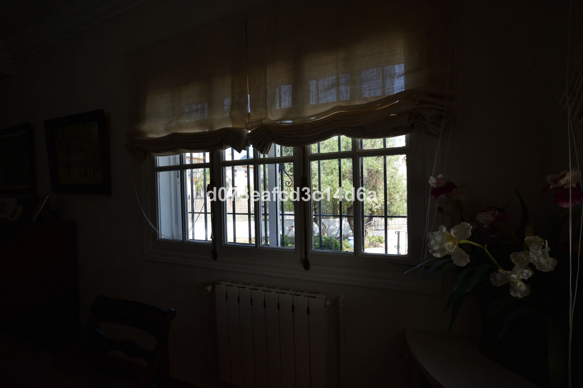 4 Bed Townhouse for sale in Ronda Costa Del Sol, Málaga, Spain