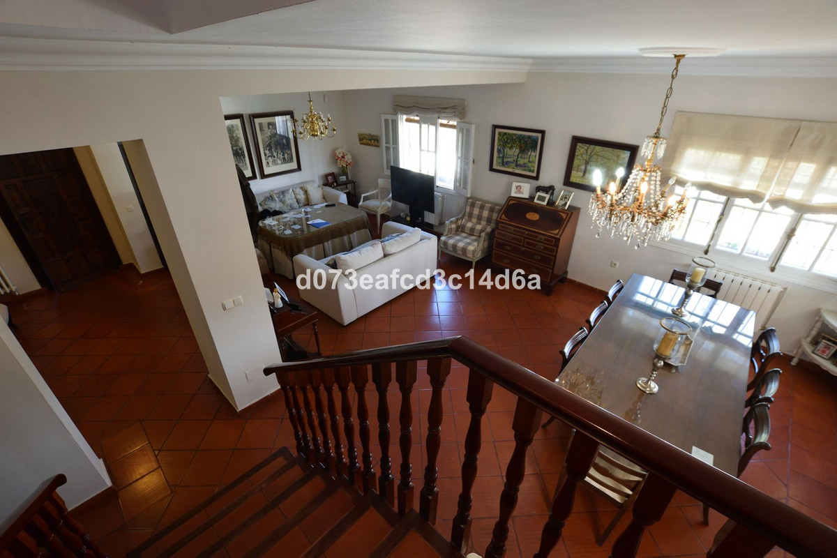 4 Bed Townhouse for sale in Ronda Costa Del Sol, Málaga, Spain