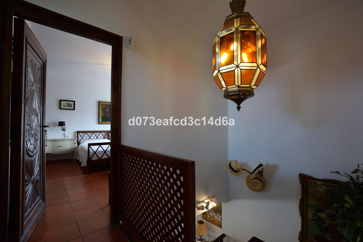 4 Bed Townhouse for sale in Ronda Costa Del Sol, Málaga, Spain