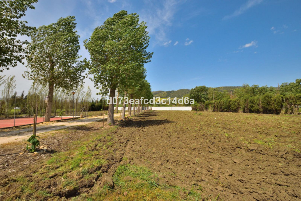 Se vende Villa - Chalet de 6 dormitorios en Costa Del Sol, Málaga, España