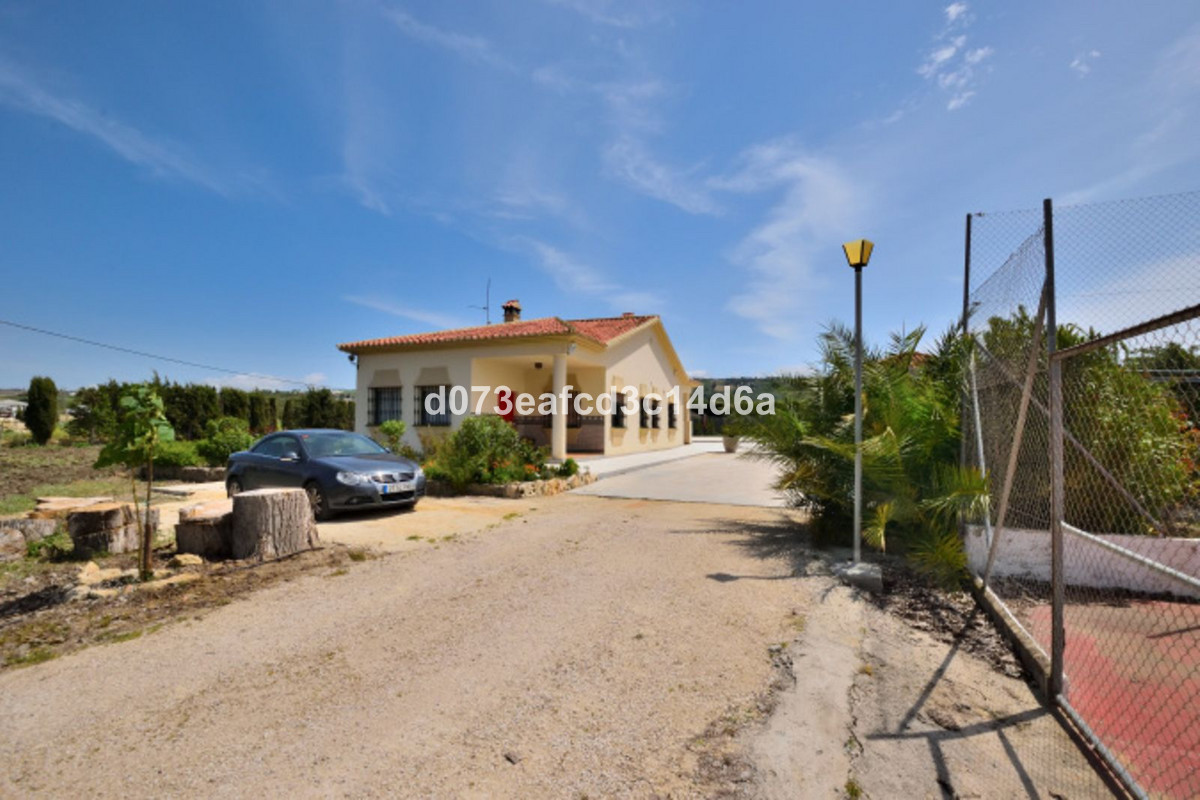 Se vende Villa - Chalet de 6 dormitorios en Costa Del Sol, Málaga, España