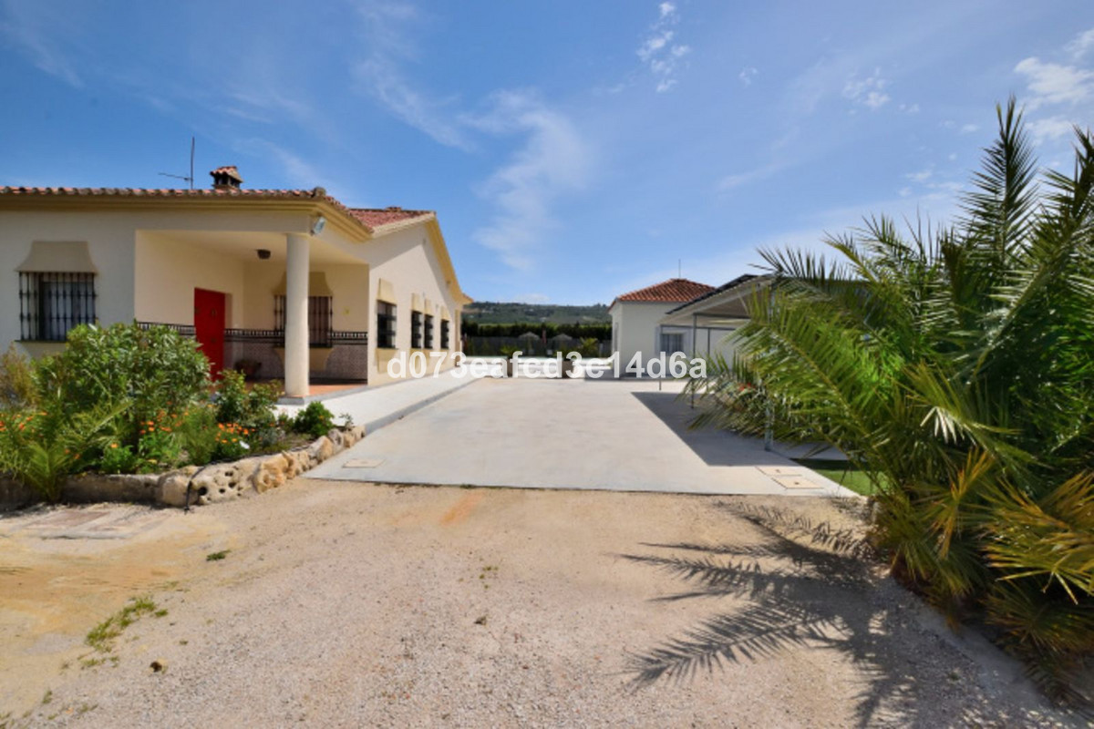Se vende Villa - Chalet de 6 dormitorios en Costa Del Sol, Málaga, España
