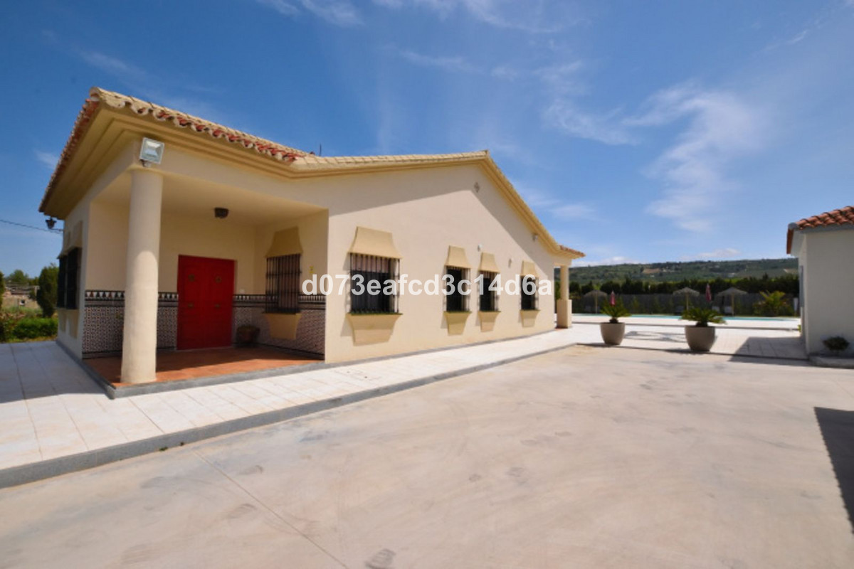 Se vende Villa - Chalet de 6 dormitorios en Costa Del Sol, Málaga, España