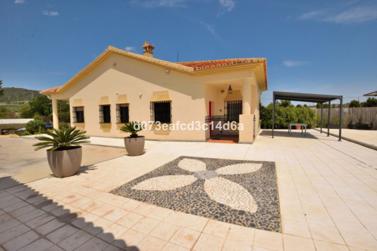 Se vende Villa - Chalet de 6 dormitorios en Costa Del Sol, Málaga, España