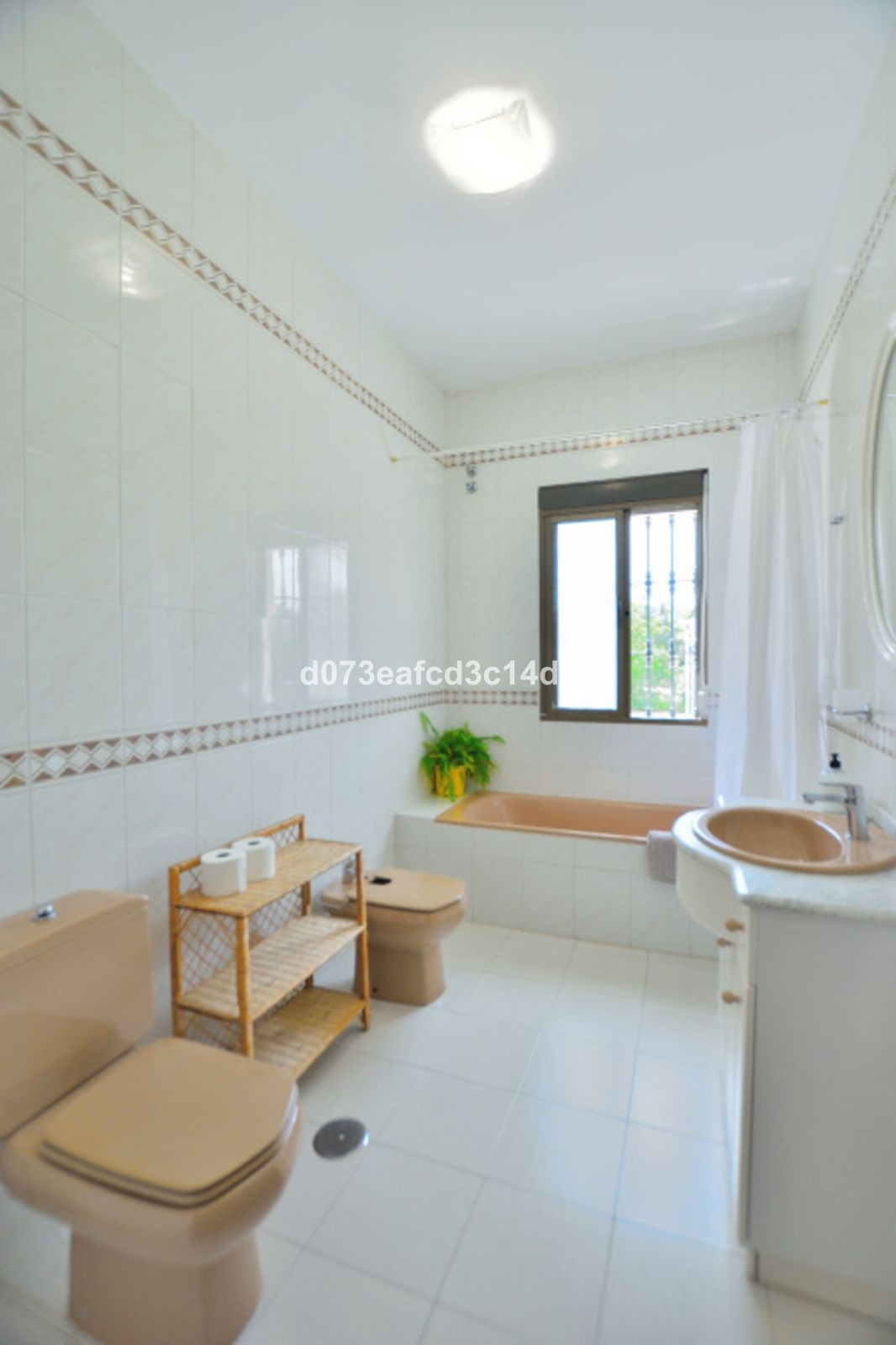 Se vende Villa - Chalet de 6 dormitorios en Costa Del Sol, Málaga, España