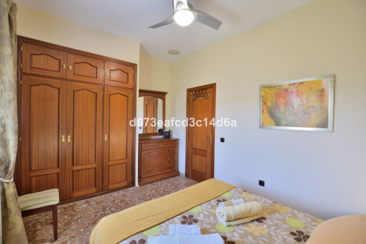 Se vende Villa - Chalet de 6 dormitorios en Costa Del Sol, Málaga, España