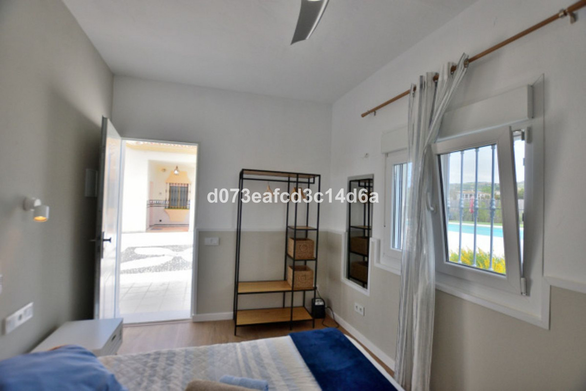 Se vende Villa - Chalet de 6 dormitorios en Costa Del Sol, Málaga, España