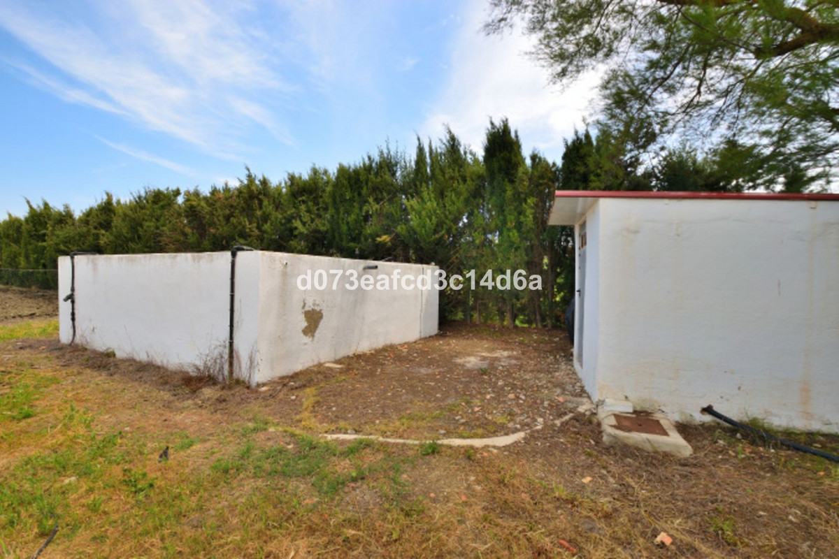 Se vende Villa - Chalet de 6 dormitorios en Costa Del Sol, Málaga, España