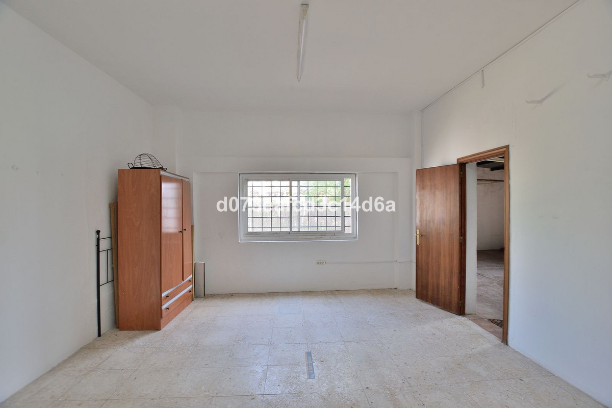 4 Bed Townhouse for sale in Ronda Costa Del Sol, Málaga, Spain