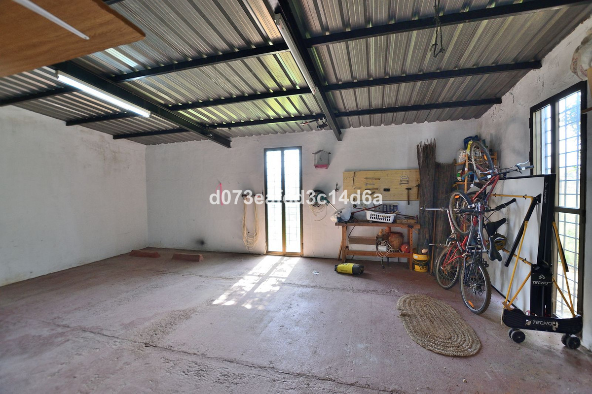 4 Bed Townhouse for sale in Ronda Costa Del Sol, Málaga, Spain